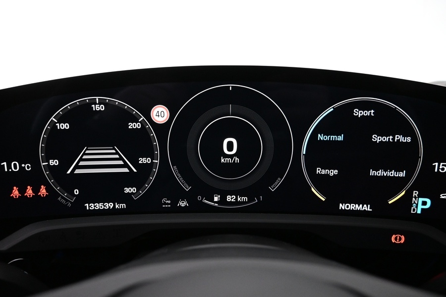 Porsche Taycan vaihtoauto