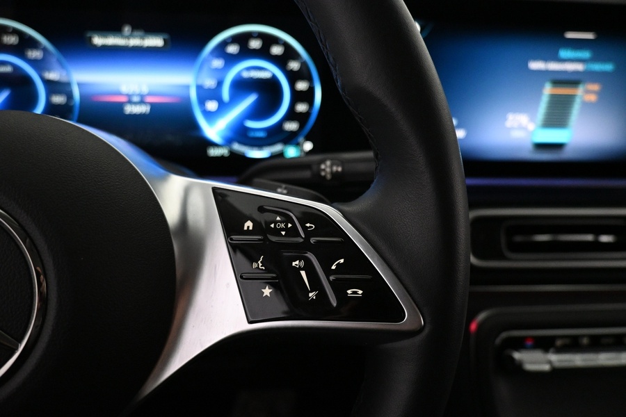 Mercedes-Benz EQV vaihtoauto