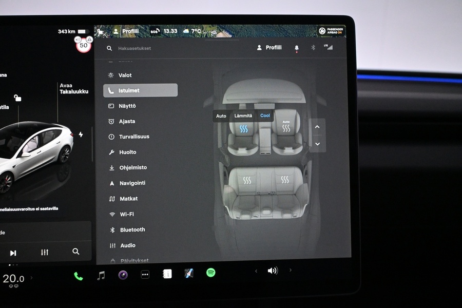 Tesla Model 3 vaihtoauto
