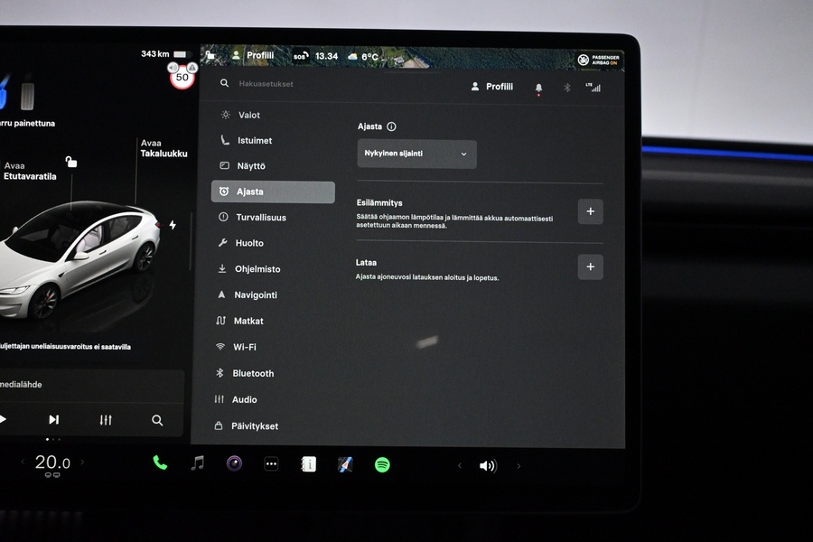 Tesla Model 3 vaihtoauto