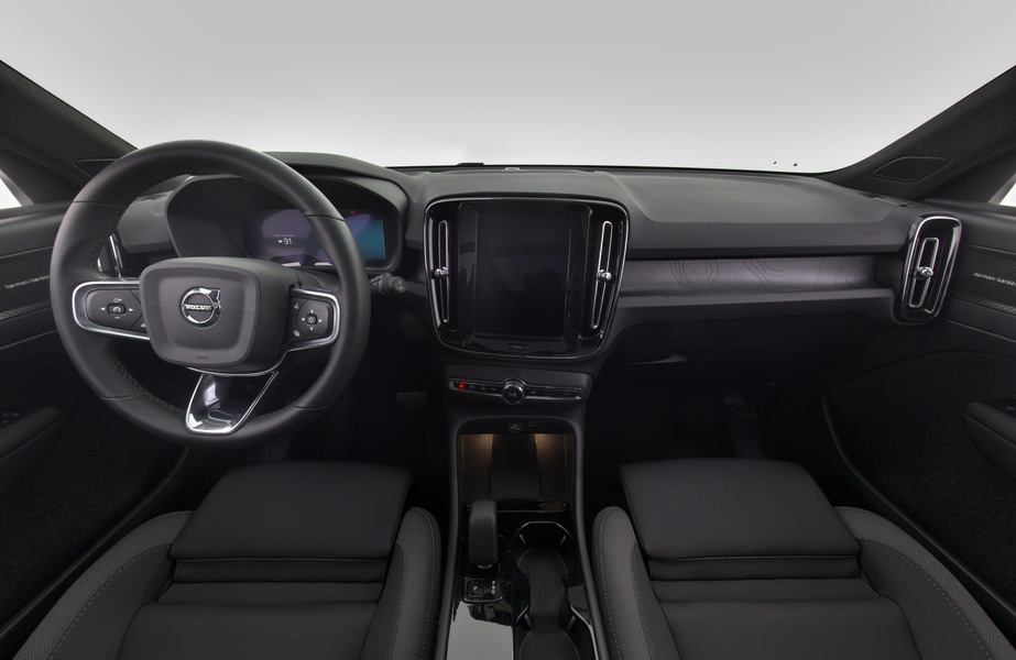 Volvo EX40 vaihtoauto