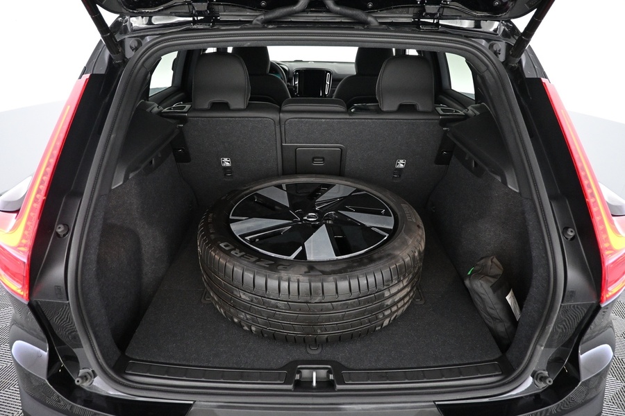 Volvo EX40 vaihtoauto