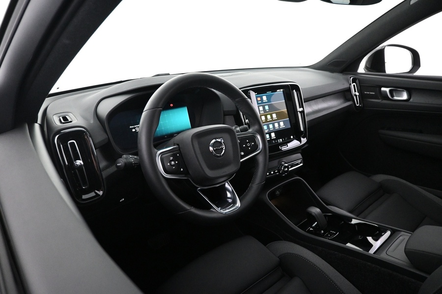 Volvo EX40 vaihtoauto