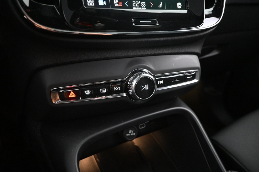 Volvo EX40 vaihtoauto