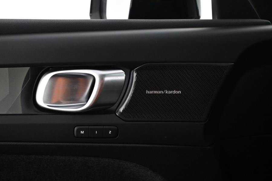 Volvo EX40 vaihtoauto