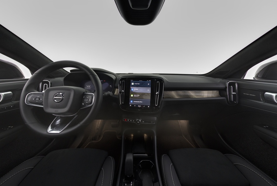 Volvo EC40 vaihtoauto