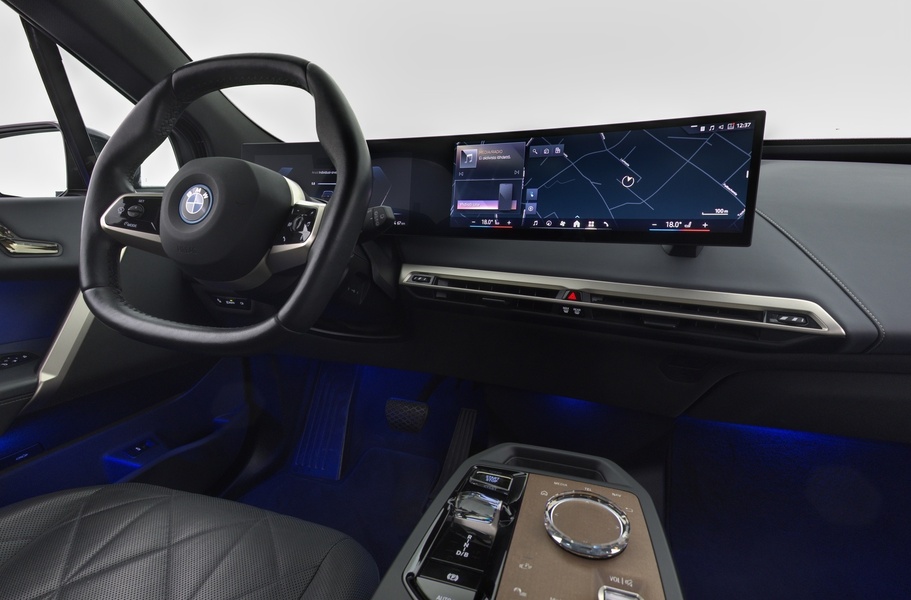 BMW iX vaihtoauto