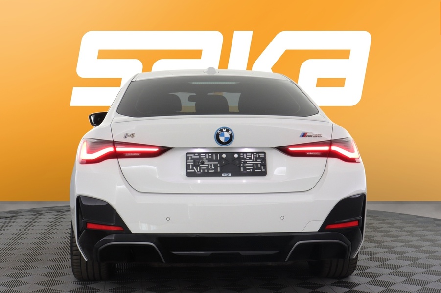 BMW i4 M50 vaihtoauto