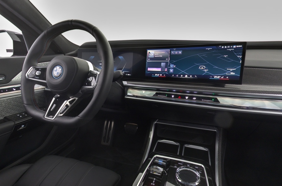 BMW i7 vaihtoauto