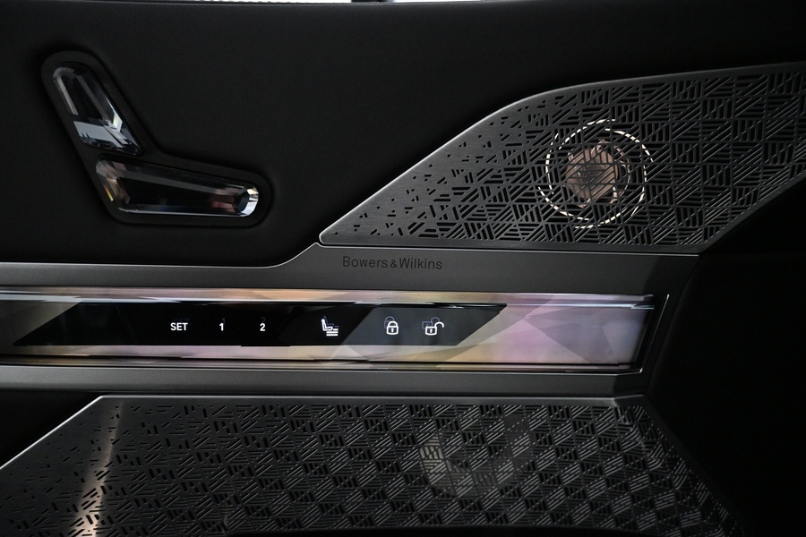 BMW i7 vaihtoauto
