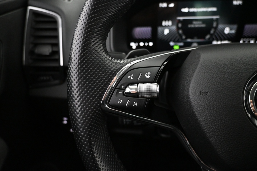 Skoda Karoq vaihtoauto