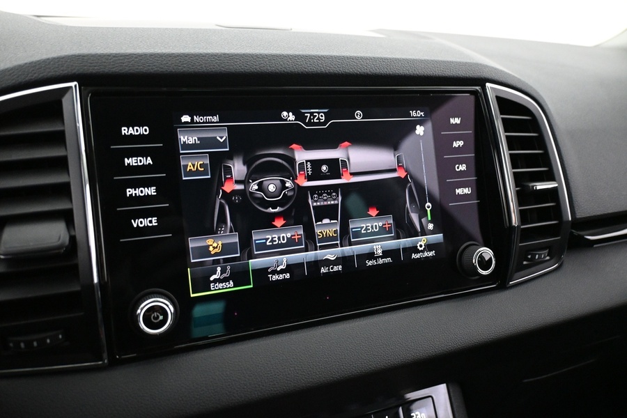 Skoda Karoq vaihtoauto