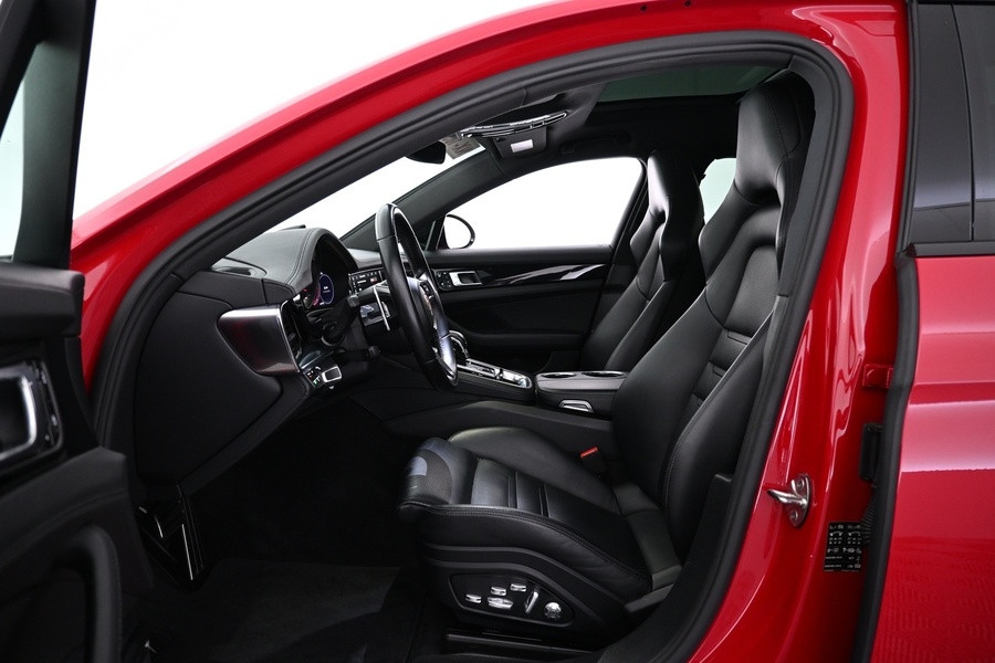 Porsche Panamera vaihtoauto