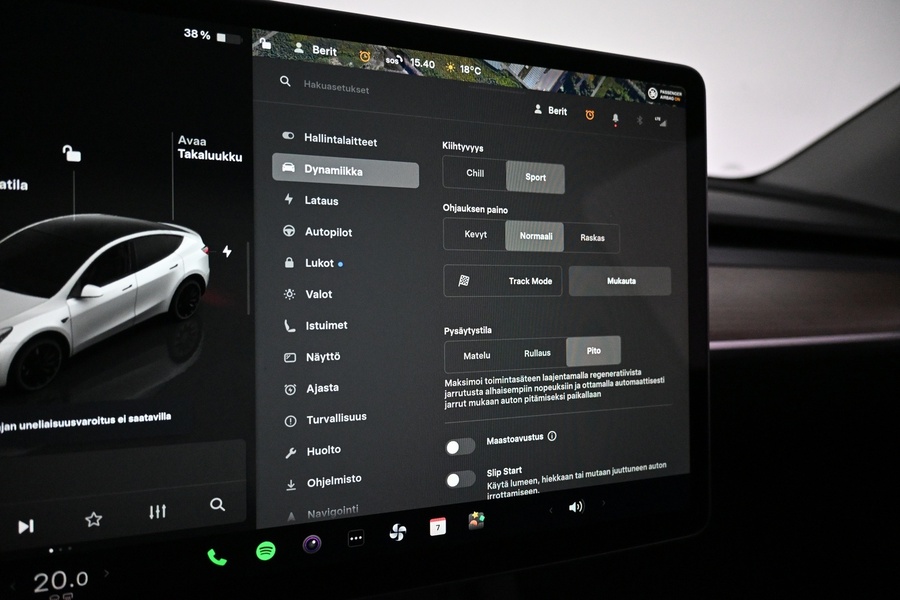 Tesla Model Y vaihtoauto