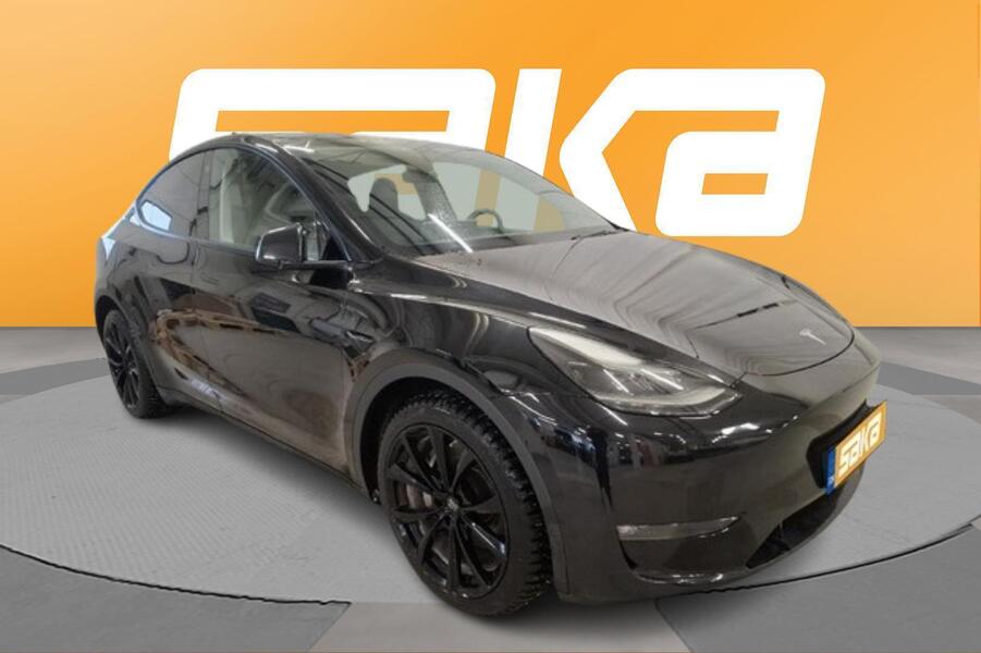 Tesla Model Y vaihtoauto