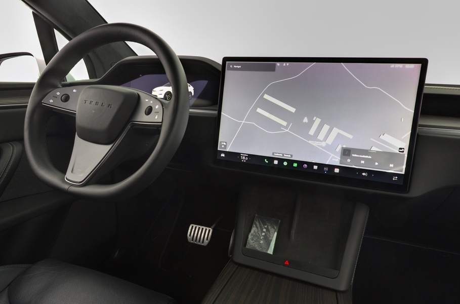 Tesla Model X vaihtoauto