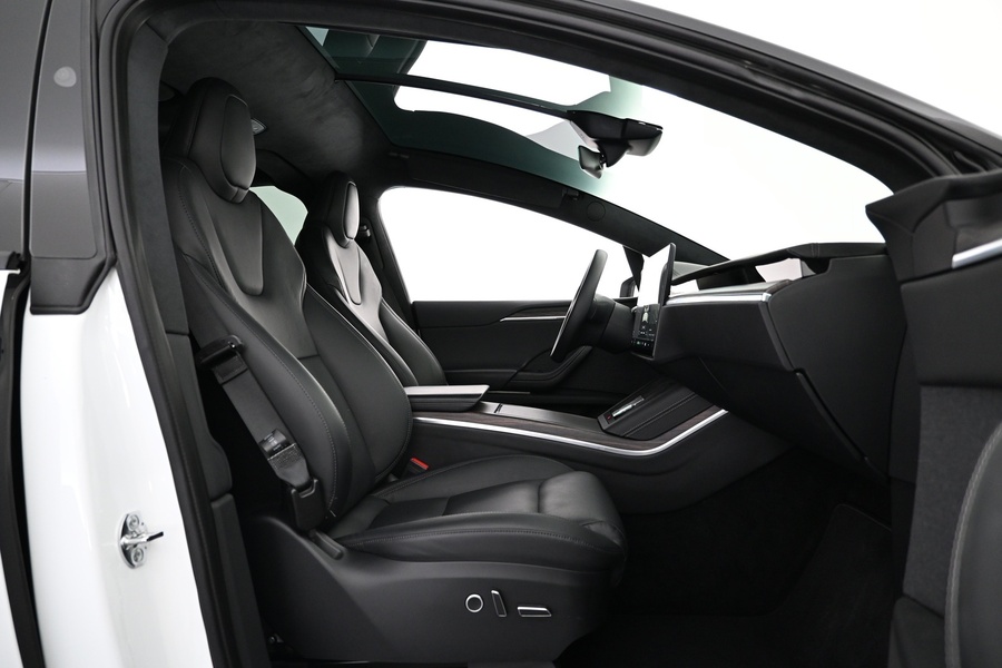 Tesla Model X vaihtoauto