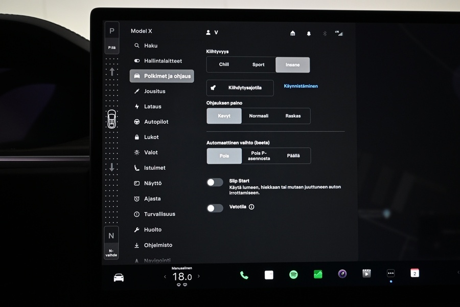 Tesla Model X vaihtoauto