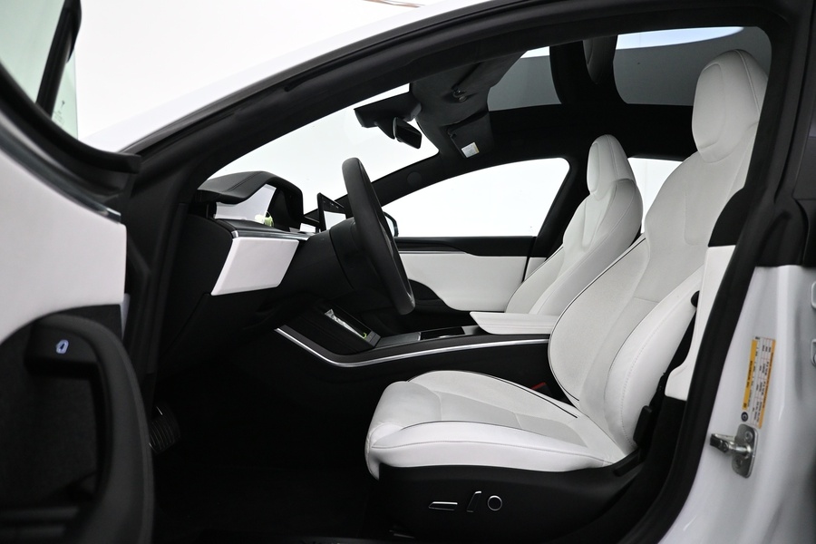 Tesla Model S vaihtoauto