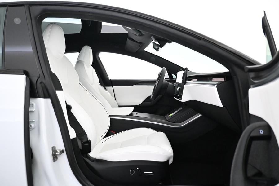 Tesla Model S vaihtoauto