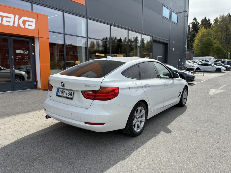 BMW 320 vaihtoauto