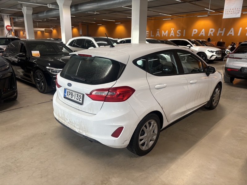 Ford Fiesta vaihtoauto