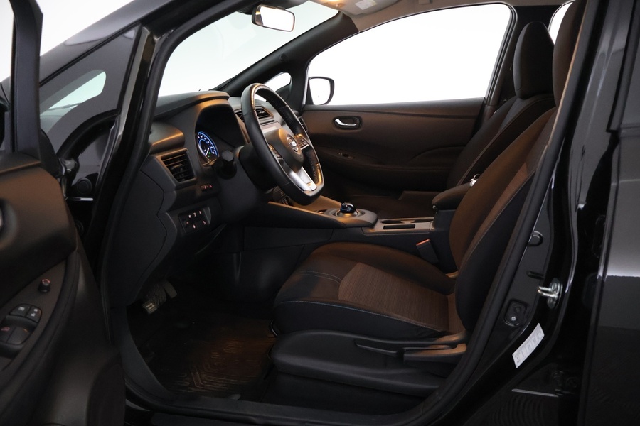 Nissan Leaf vaihtoauto