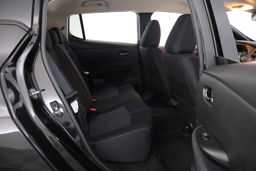 Nissan Leaf vaihtoauto