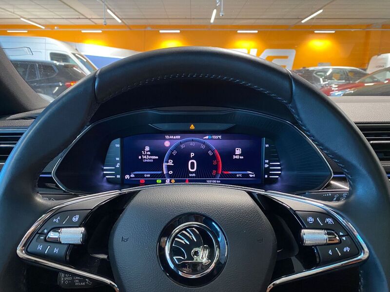 Skoda Superb vaihtoauto