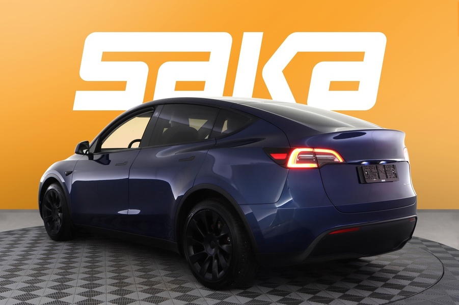 Tesla Model Y vaihtoauto