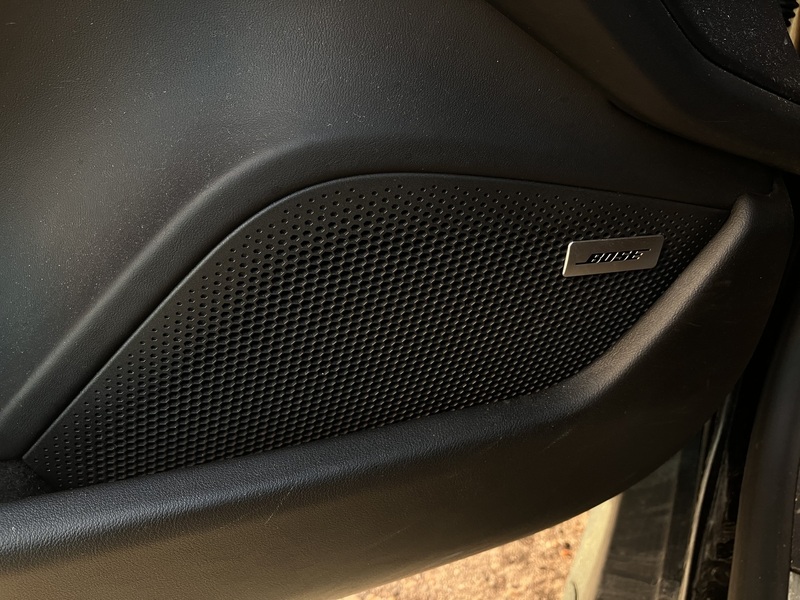 Porsche Taycan vaihtoauto