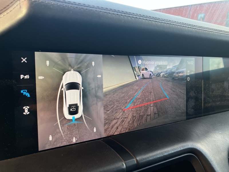 Porsche Taycan vaihtoauto