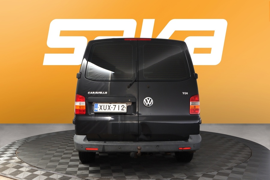 Volkswagen Caravelle vaihtoauto