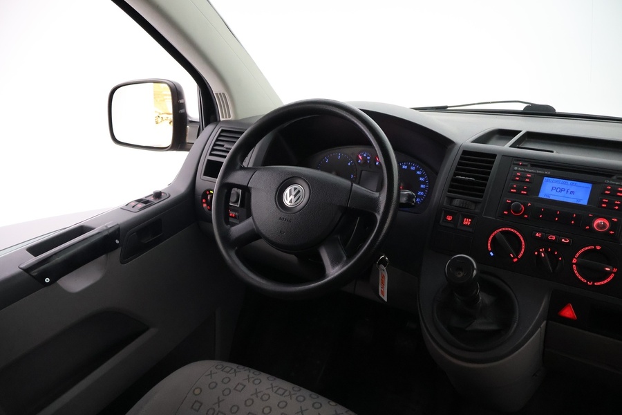 Volkswagen Caravelle vaihtoauto