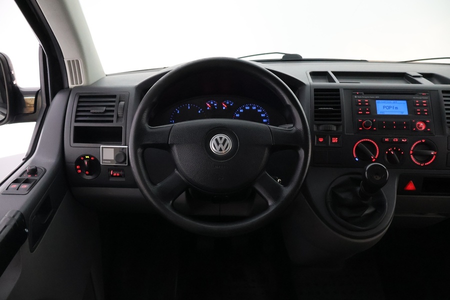 Volkswagen Caravelle vaihtoauto