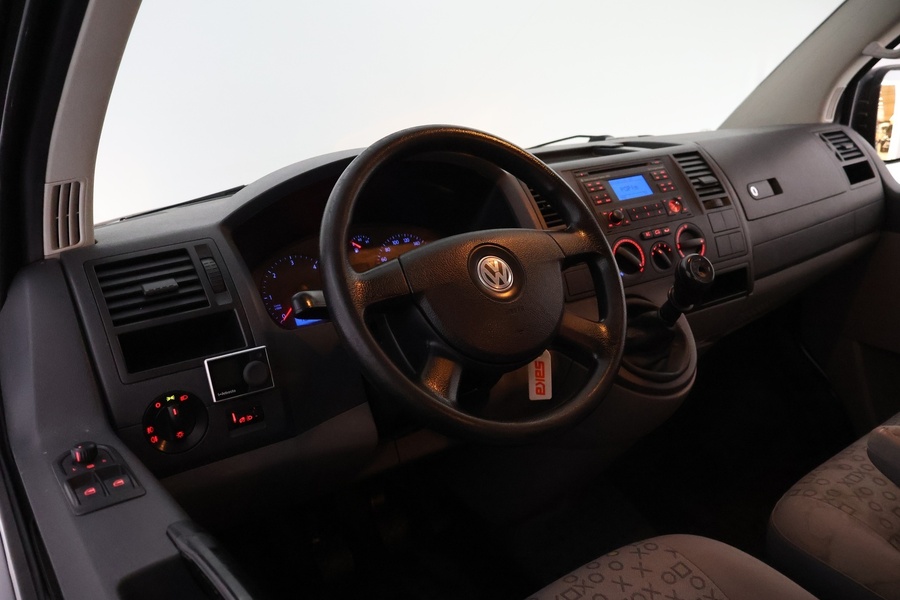 Volkswagen Caravelle vaihtoauto