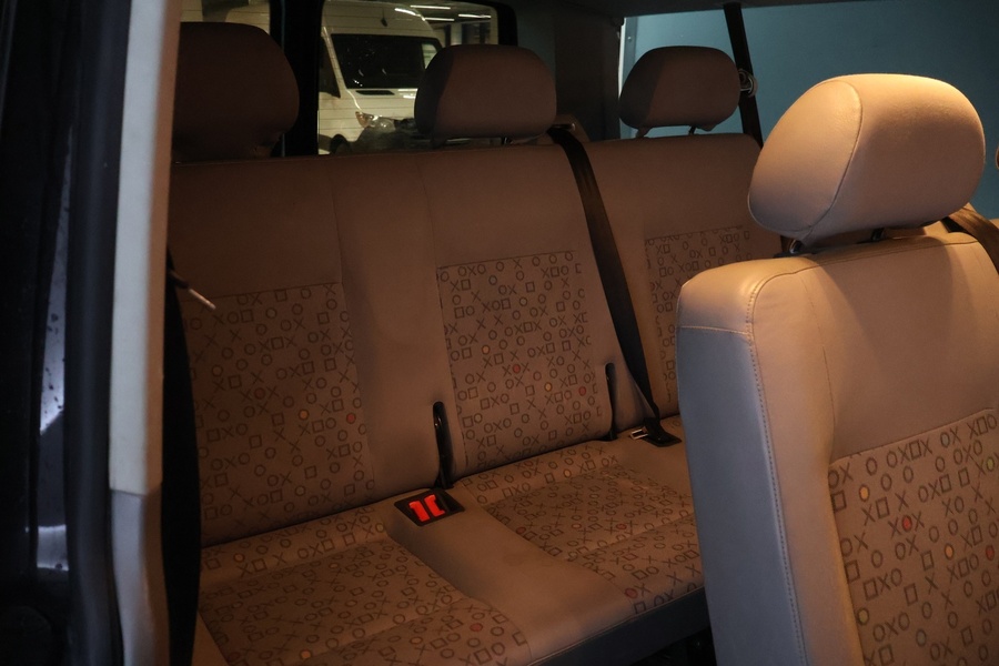 Volkswagen Caravelle vaihtoauto