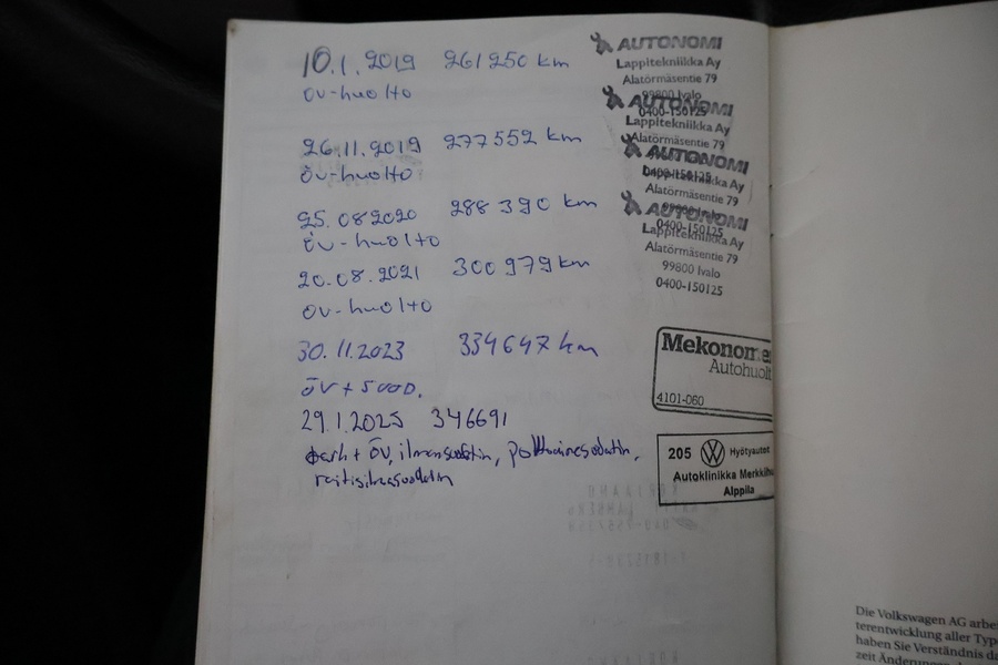 Volkswagen Caravelle vaihtoauto