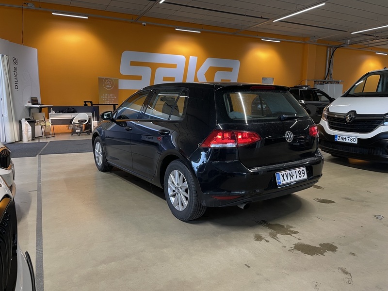 Volkswagen Golf vaihtoauto