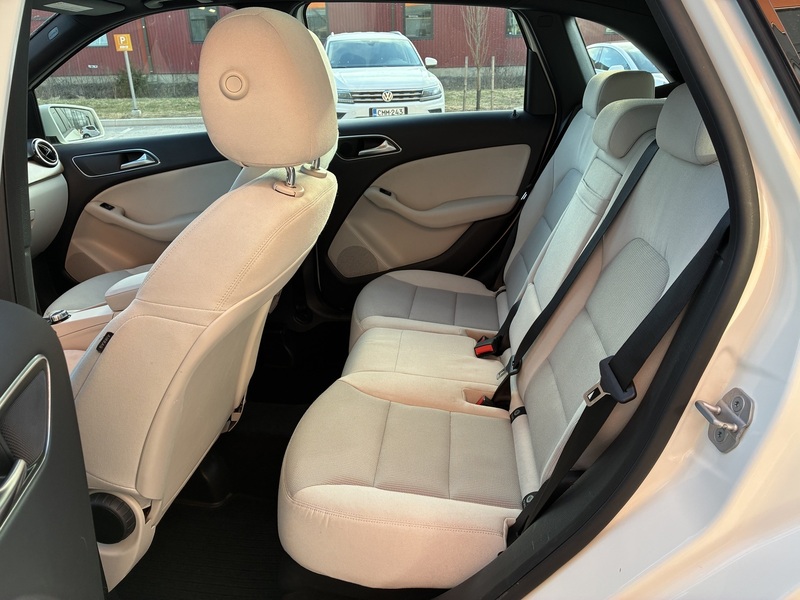 Mercedes-Benz B vaihtoauto