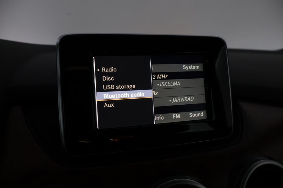 Mercedes-Benz B vaihtoauto