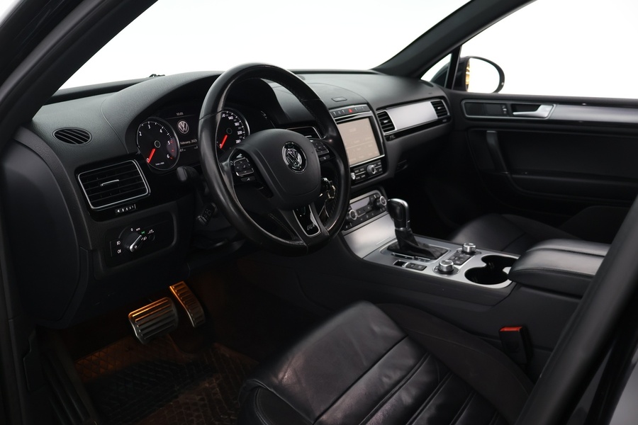 Volkswagen Touareg vaihtoauto