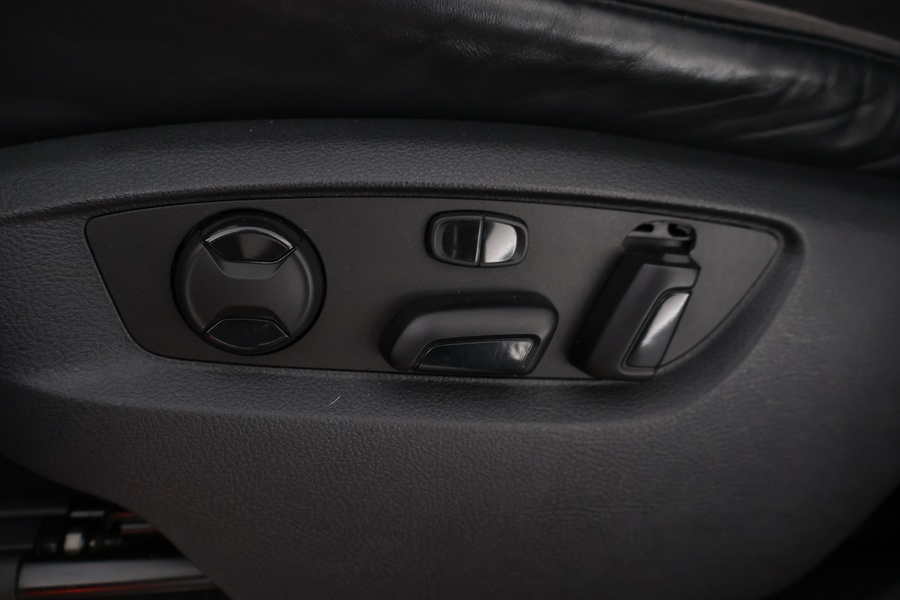 Volkswagen Touareg vaihtoauto