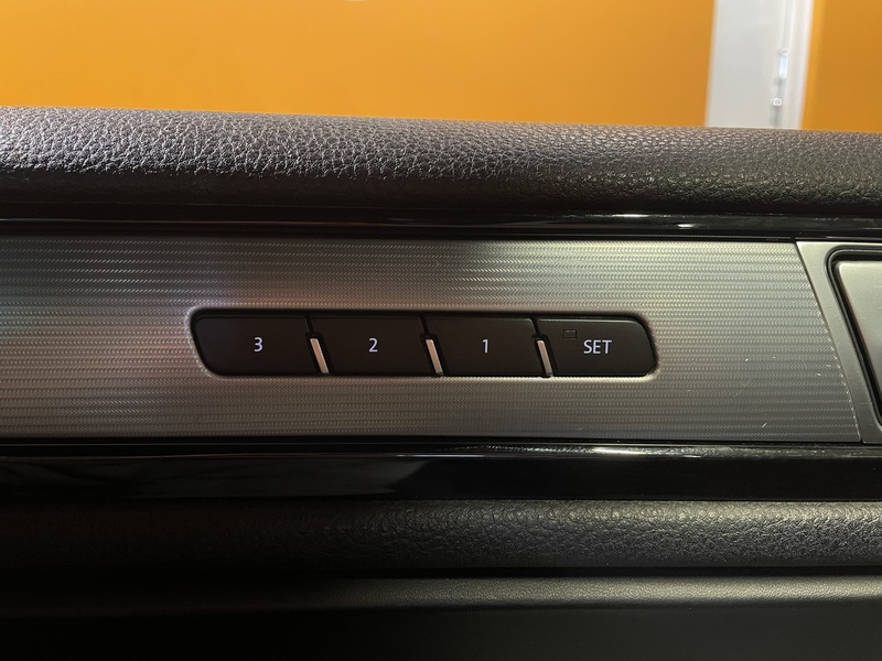 Volkswagen Touareg vaihtoauto