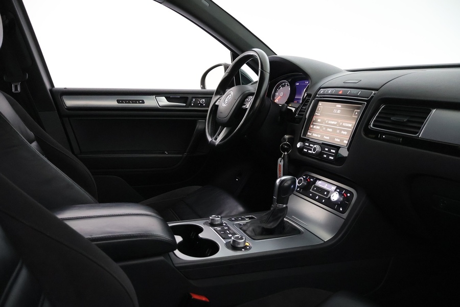 Volkswagen Touareg vaihtoauto