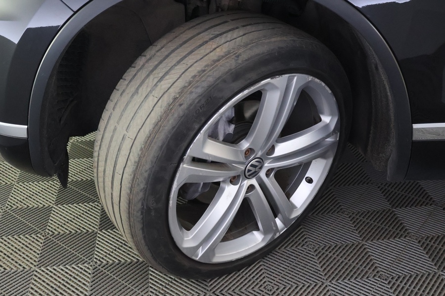 Volkswagen Touareg vaihtoauto