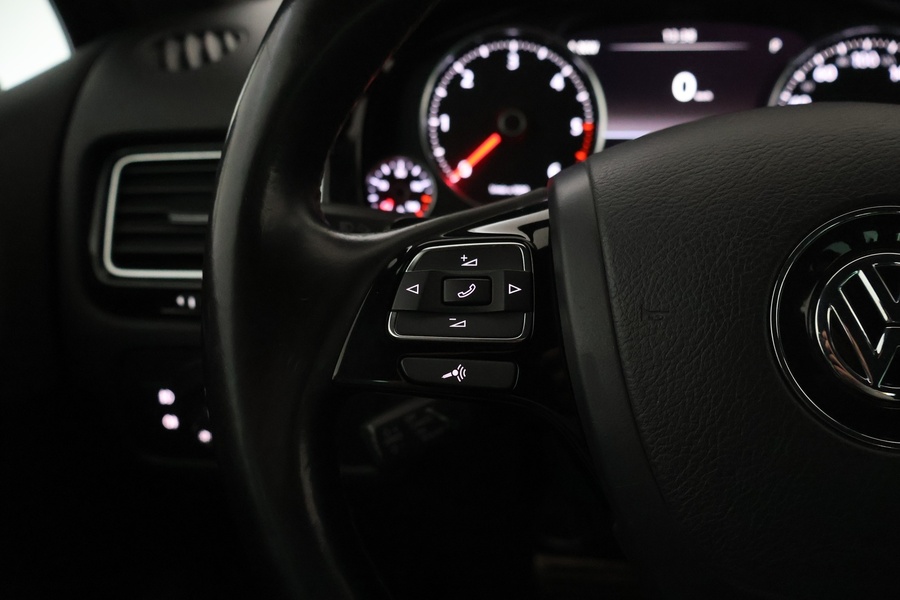 Volkswagen Touareg vaihtoauto