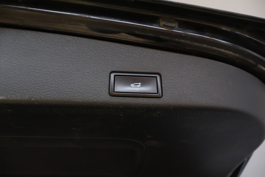 Volkswagen Touareg vaihtoauto