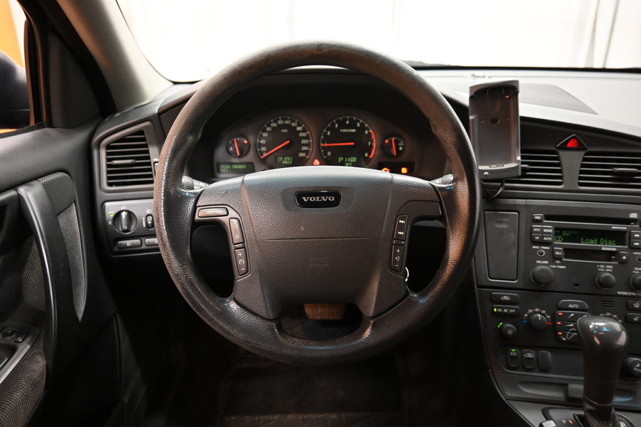 Volvo V70 vaihtoauto