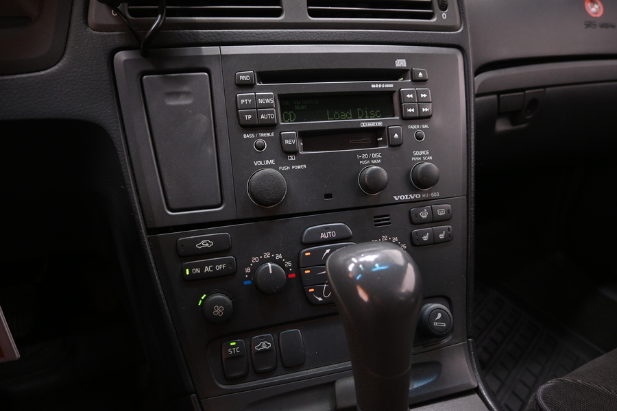 Volvo V70 vaihtoauto